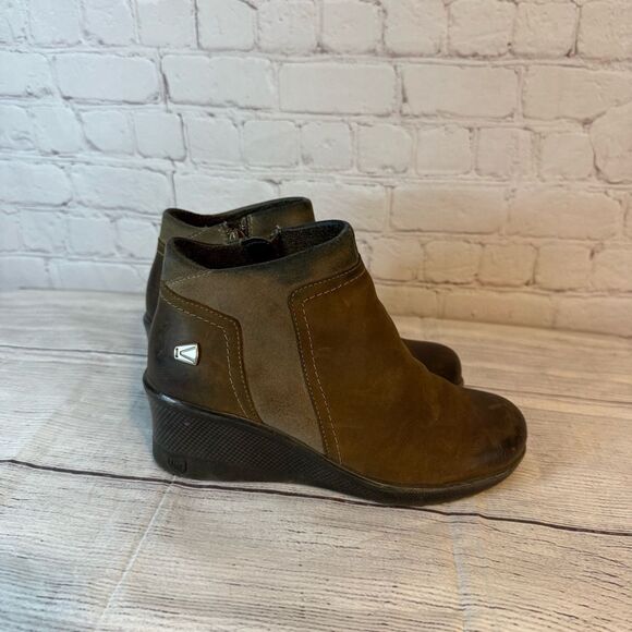 Keen Brown Wedge Ankle Boots - Picture 4 of 9